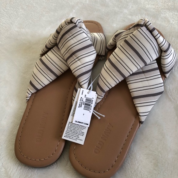 New old navy padded soft twist flat sandals, women size 7 - Picture 8 of 9
